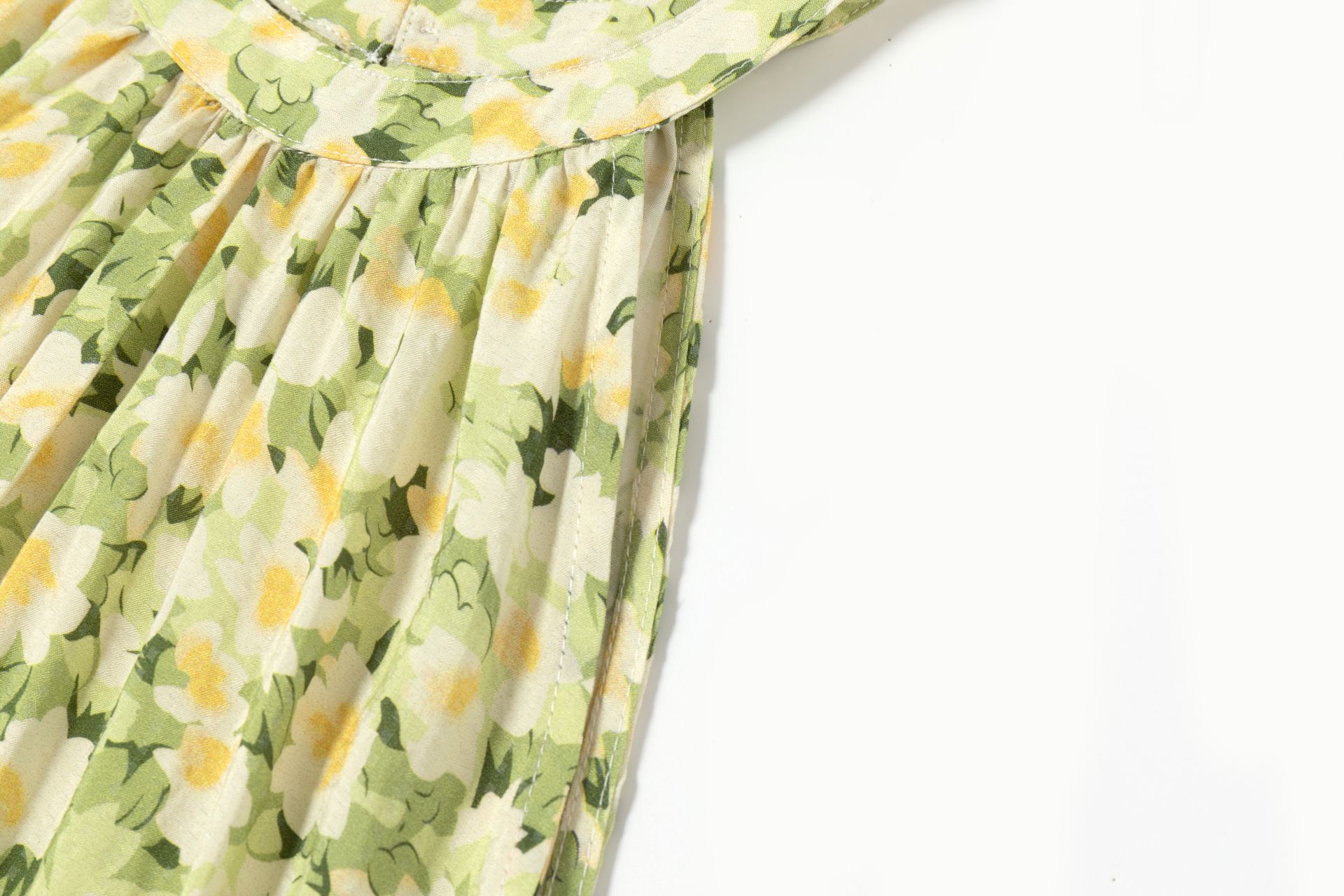 robe élégante pour fille