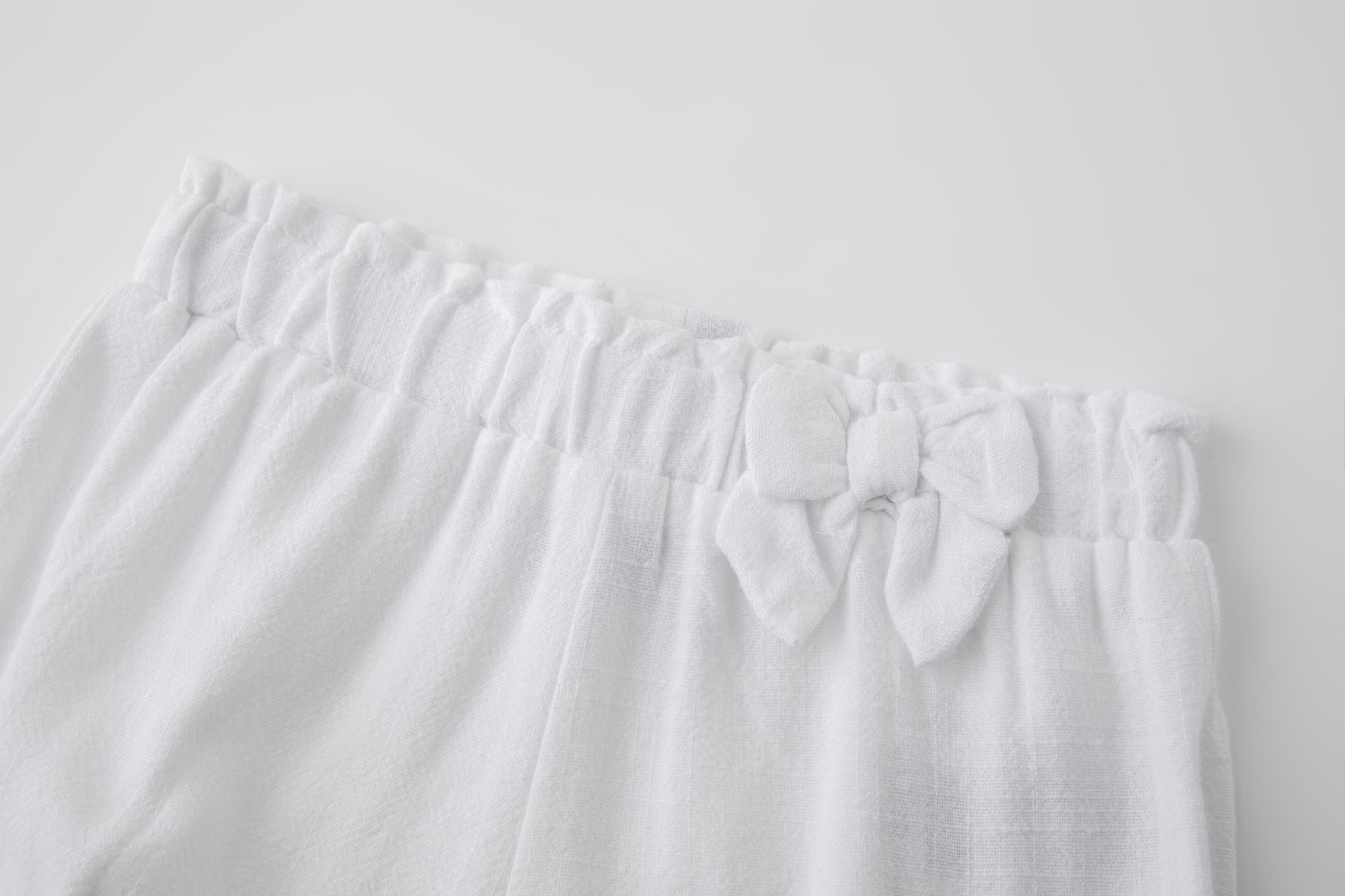 short blanc tout-petits