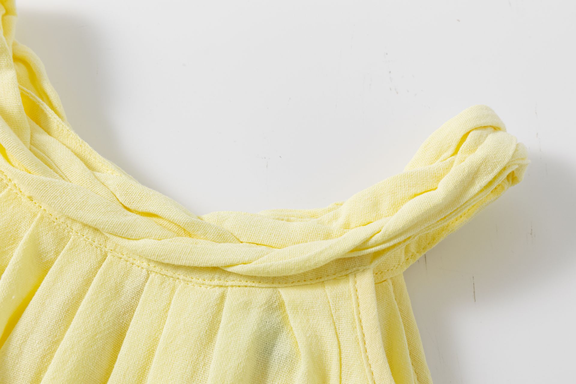 robe jaune douce