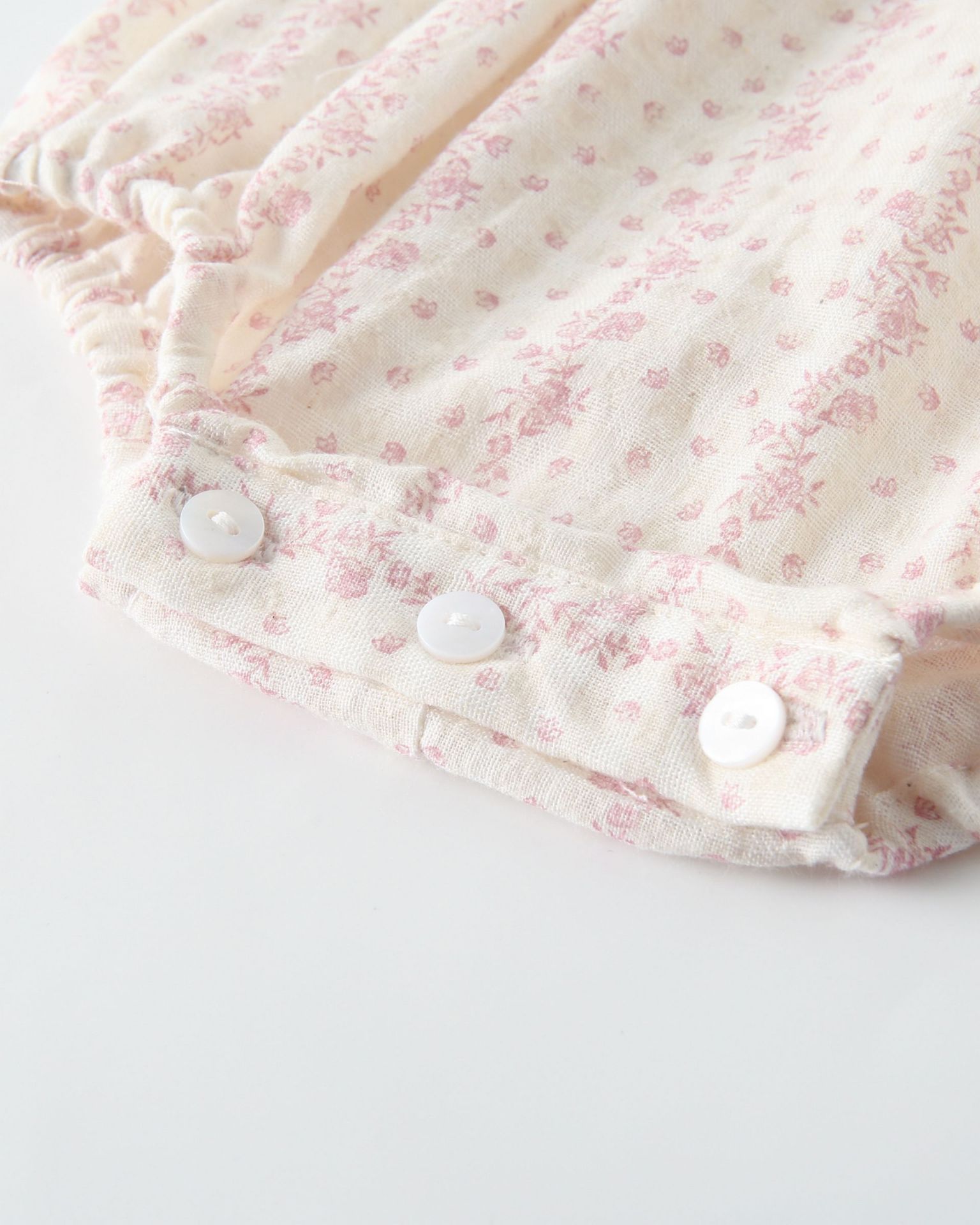 barboteuse bébé élégante